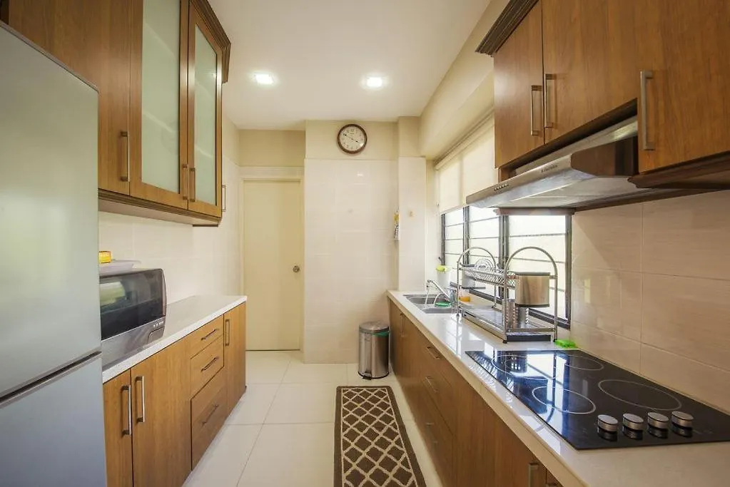 Kwatera prywatna Susies Seaview Resort Suites At Sri Sayang Batu Ferringhi